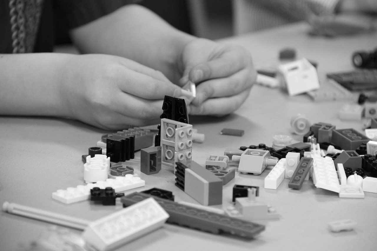 Lego乐高重塑创意与科技的边界，最新产品引领潮流