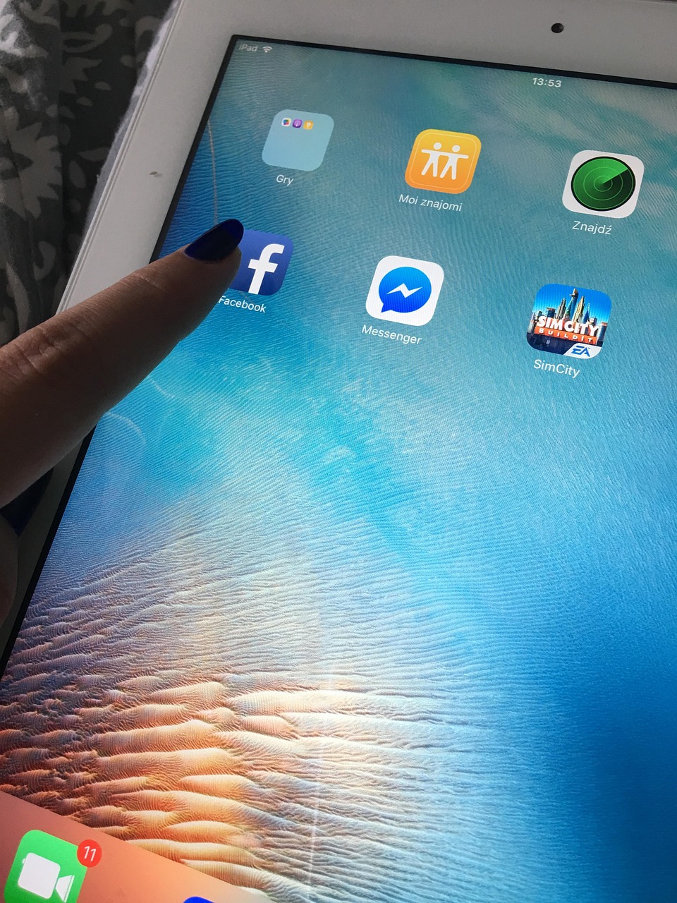 全新iPad Air 4月上市，科技新品魅力展现，带你领略市场新风向