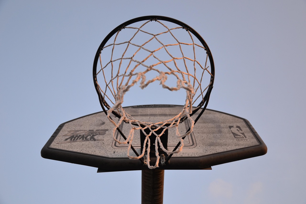 五月NBA篮球比赛规则详解与制胜策略揭秘